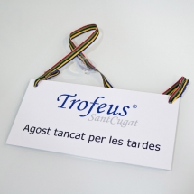 LETREROS COLGANTES para PUERTAS